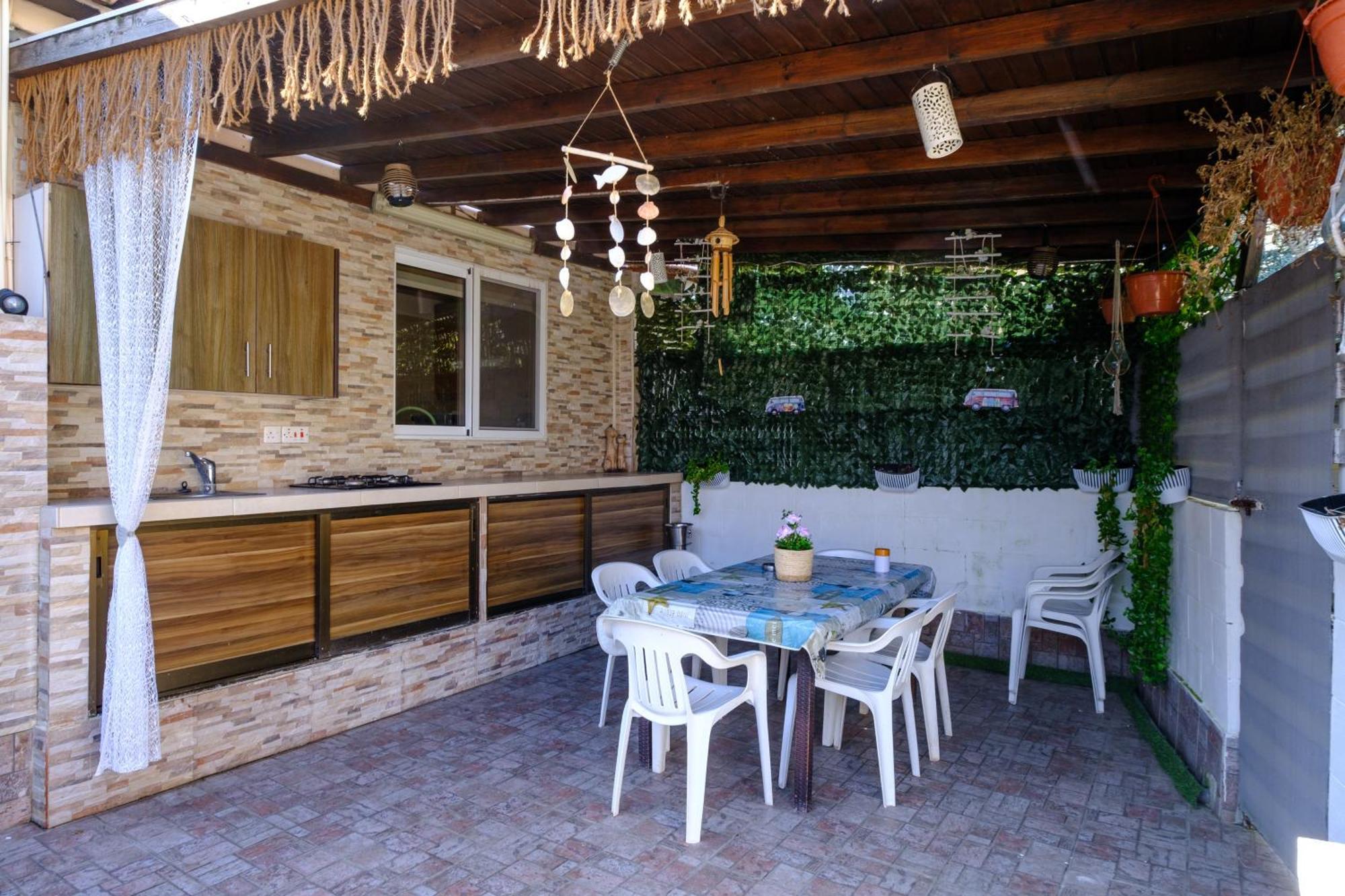 Demetris Apartment Meneou المظهر الخارجي الصورة